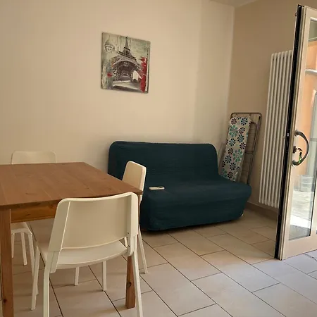 Bilocale A 2 Min Dal Mare A Con Ac - Il Lupo Affitta *