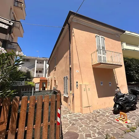 Bilocale A 2 Min Dal Mare A Con Ac - Il Lupo Affitta Apartment *