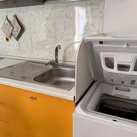 Bilocale A 2 Min Dal Mare A Con Ac - Il Lupo Affitta Apartamento