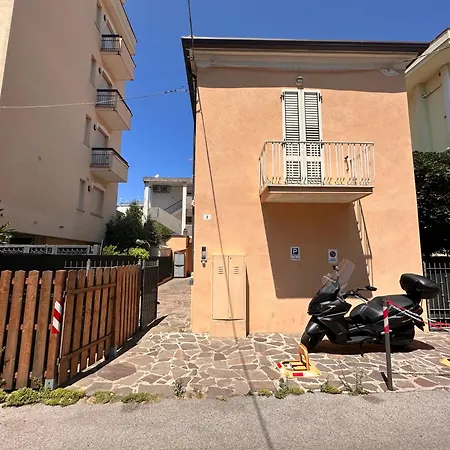 Bilocale A 2 Min Dal Mare A Con Ac - Il Lupo Affitta 公寓 *
